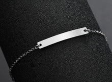 Load image into Gallery viewer, Horizontal curved bracelet (4mm x 30mm)