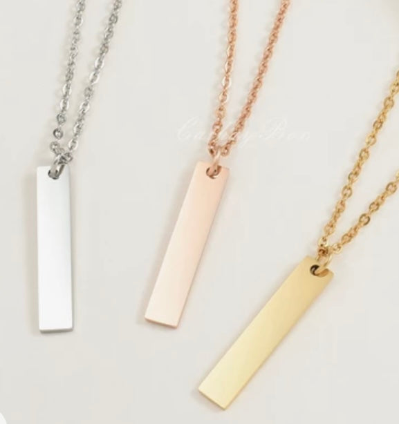 Vertical personalized bar necklace (2 sides)